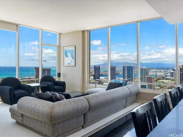 1009 Kapiolani Blvd #Penthouse 4807, Honolulu, HI 96814
