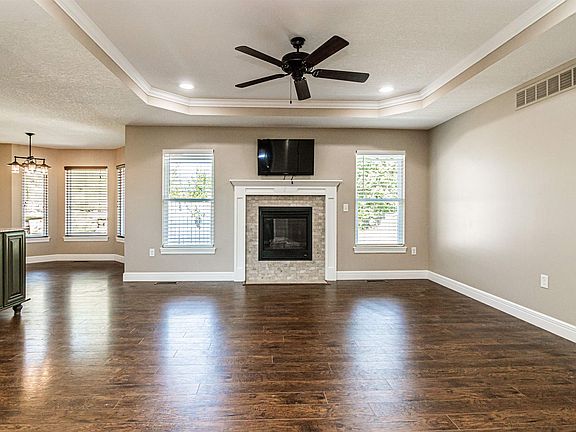 5th image of 815 Laussac Dr