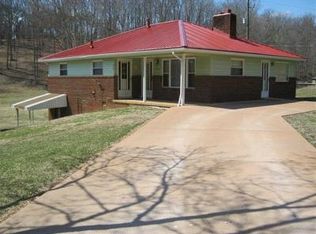 519 Grays Branch Rd, Barboursville, WV 25504