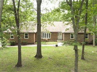 23817 S Hanging Tree Ln, Peculiar, MO 64078