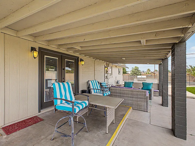 3346 E Cochise Dr — Photo 36