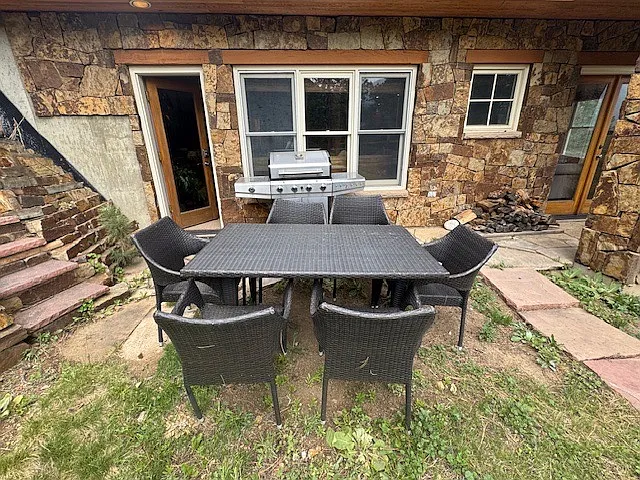 166 Gillespie Spur #A — Photo 9