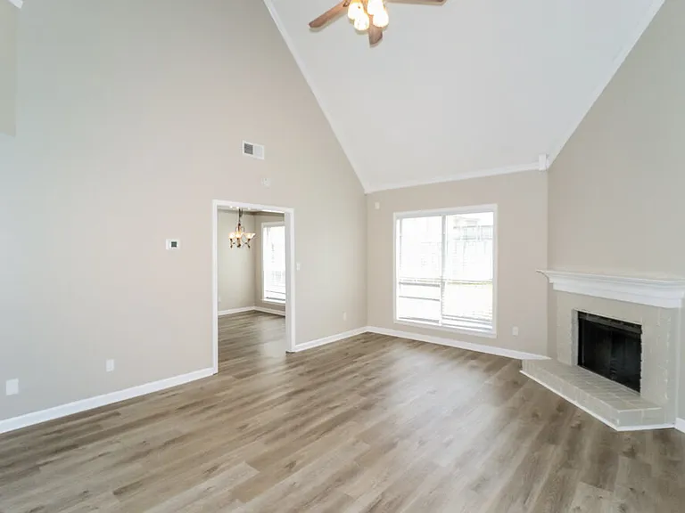 1161 Red Fern Cir E — Photo 6