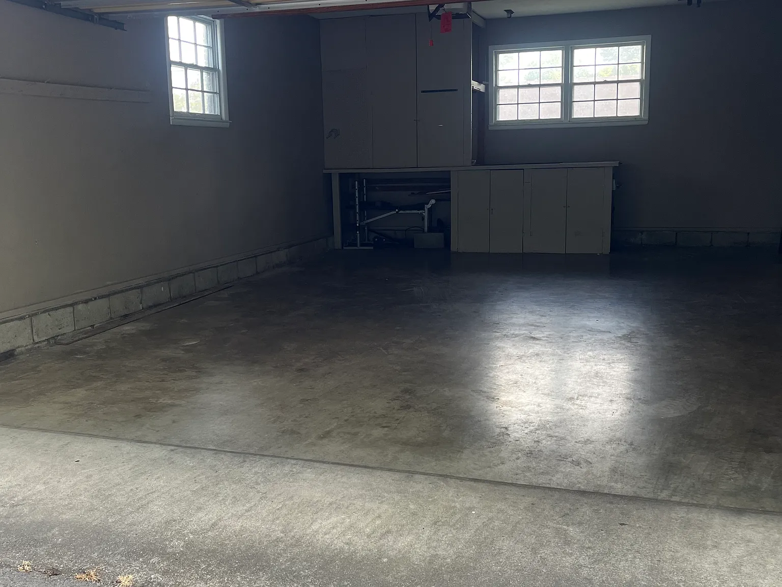 3 bed, 1.5 bath, 1350 sqft, $1,500 — Photo 3