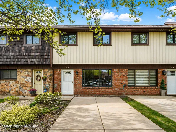 84 Rolling Hill Grn, Staten Island, NY 10312
