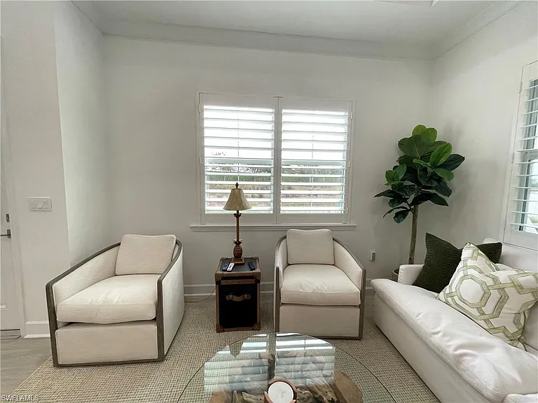 6984 Saona Ct — Photo 12