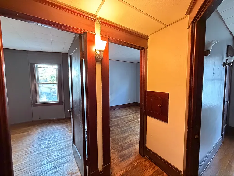 418 Colvin Ave — Photo 15