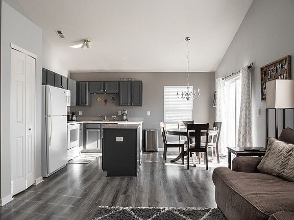 2nd image of 12205 Bubbling Brook Dr Unit 600