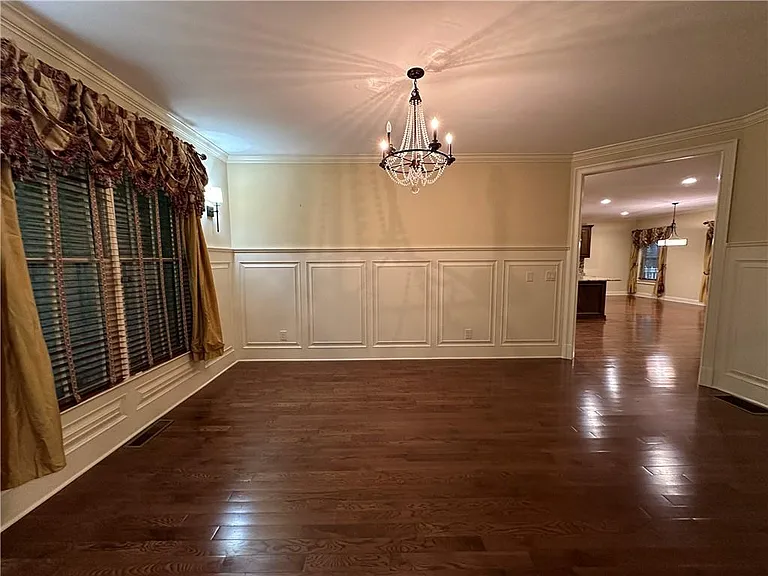 510 Lake Medlock Dr — Photo 7