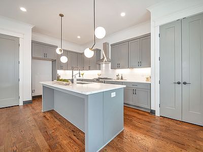 beautiful kitchen with quartz countertops