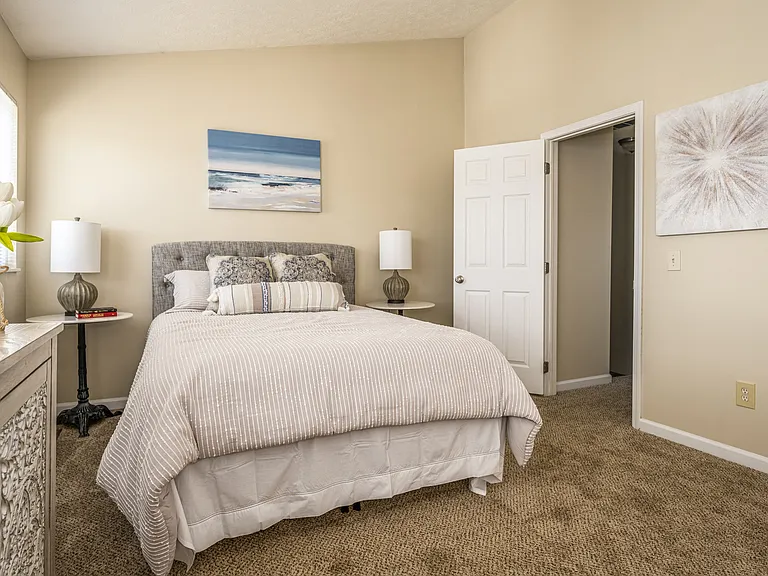 Arbors at Turnberry — Photo 28