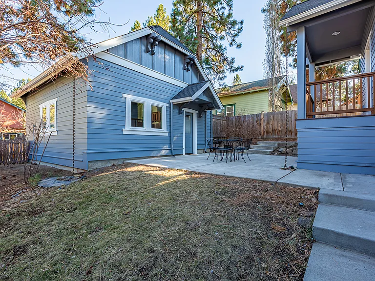 1378 NW Mount Washington Dr — Photo 27