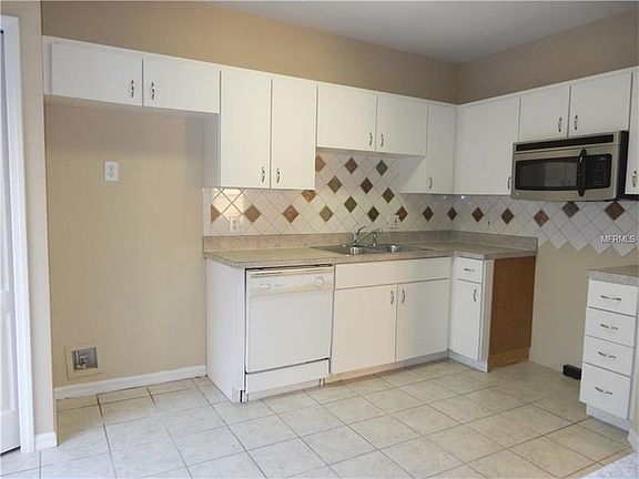 5th image of 10501 Blackmore Dr
