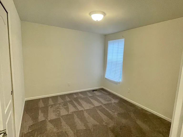 43590 Chancellor Ln — Photo 19