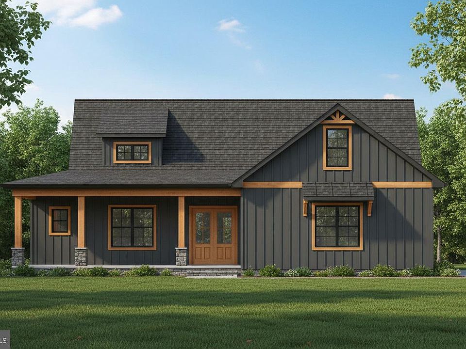 1st image of 744 Fairview Dr