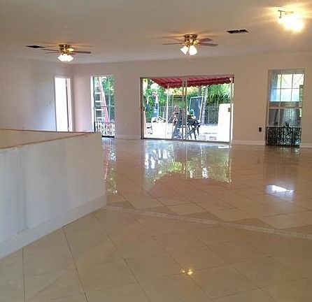 5th image of 511 NE 180th Dr