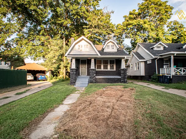 6611 Olive St, Kansas City, MO 64132