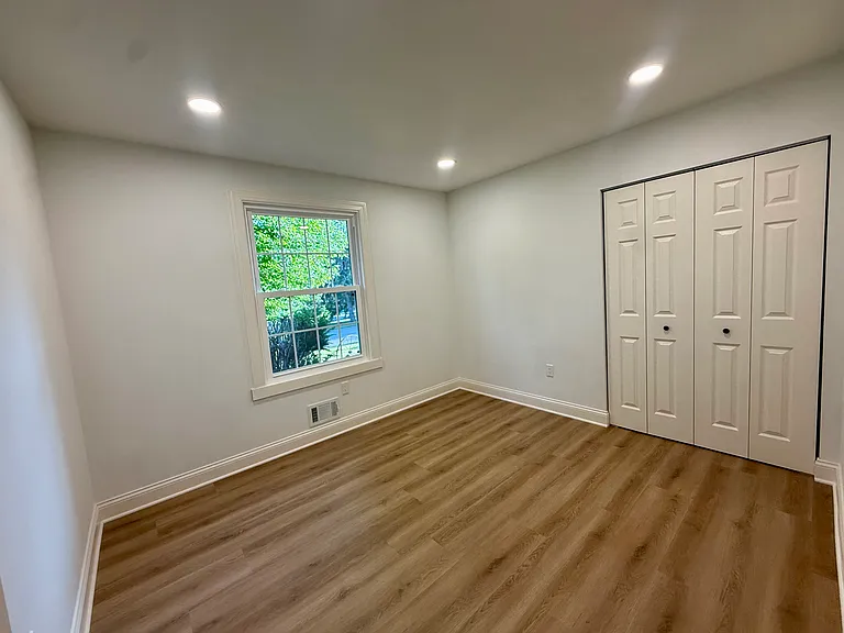 9398 Paulskirk Dr — Photo 26