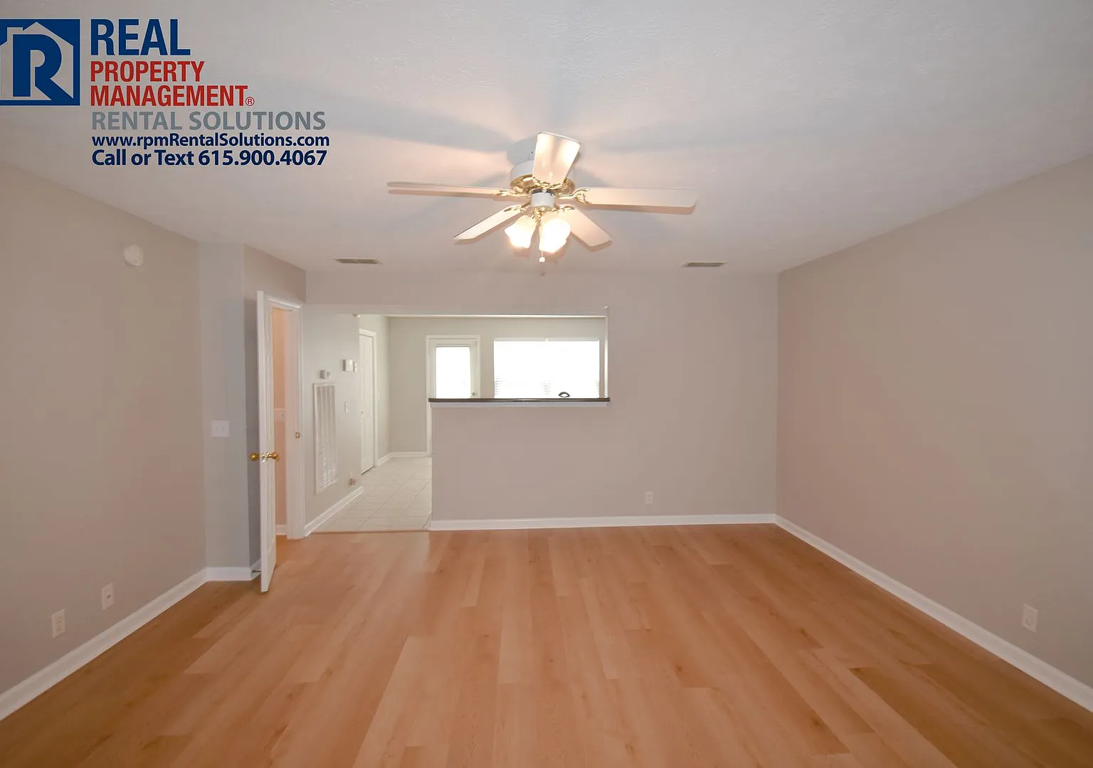 Adorable 2 BD 2.5 BA with private patio! — Photo 3