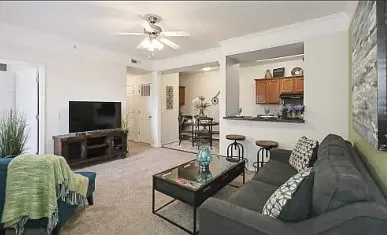 Highland Pointe — Photo 9