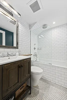 Rented by Corcoran | media 6