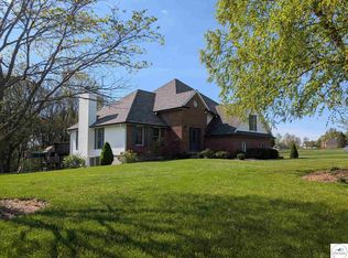 900 N Shadow Hill Rd, Clinton, MO 64735