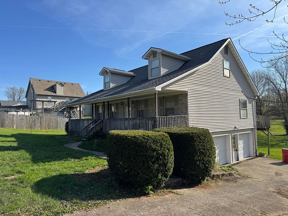 1st image of 105 Waverly Ln