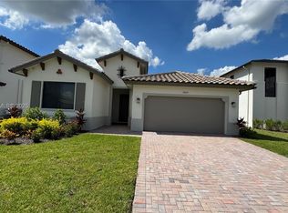 5089 Penella Ave, Immokalee, FL 34142