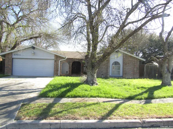 8700 CARRINGTON, San Antonio, TX 78239