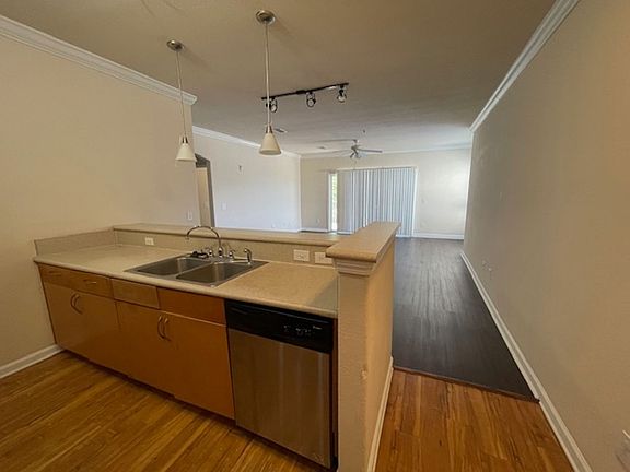 3rd image of 8290 Gate Pkwy W #1214