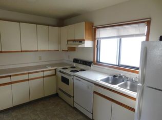 302 Hickory Dr UNIT 2, Ames, IA 50014