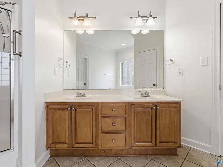 146 Paul Revere Dr — Photo 20