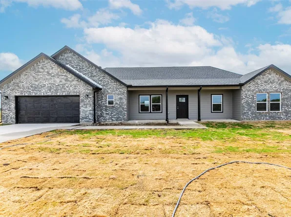 235 Private Road 5441 Point, Pt, TX 75472