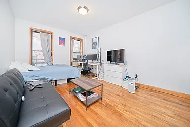 Rented by Living New York