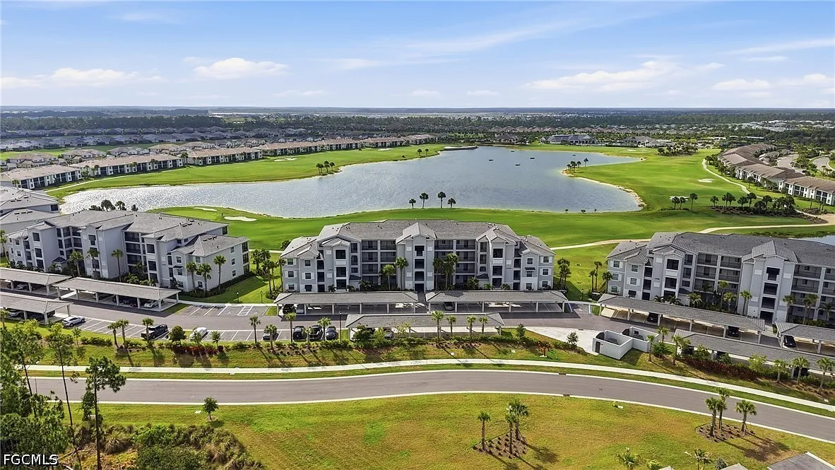 2 bed, 2.0 bath, 1198 sqft, $6,000 — Photo 3