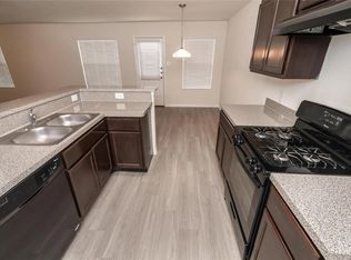 5466 Quail Cove Ln, Houston, TX 77053
