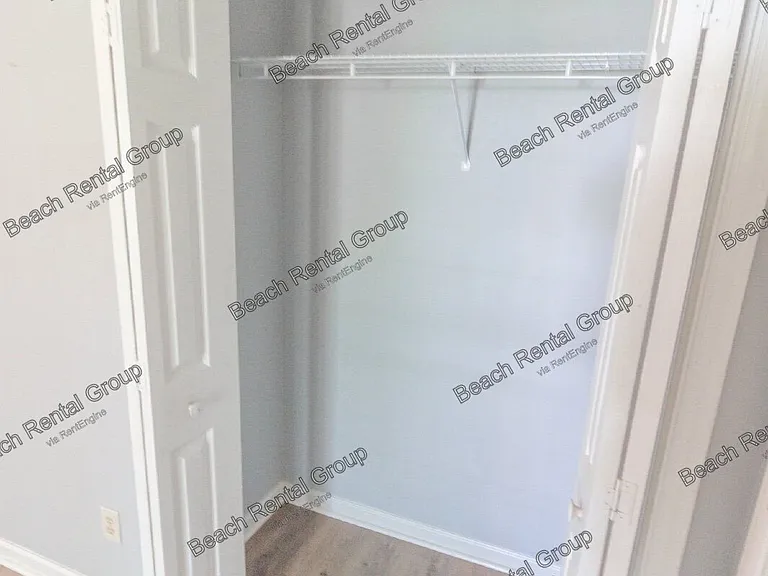 6661 Wisteria Dr — Photo 16