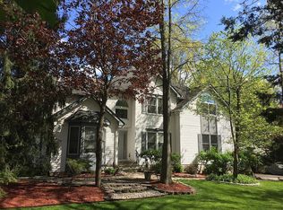21 Lauren Ct, Manalapan, NJ