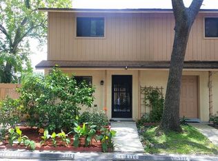 3914 Cedar Limb Ct, Tampa, FL 33614