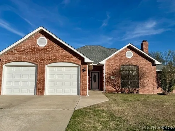 1508 Southern Hills Dr, Ardmore, OK 73401
