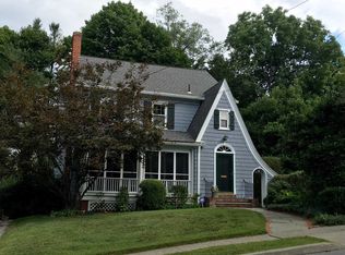 19 Rosalind Rd, Poughkeepsie, NY 12601