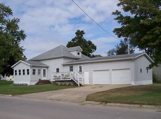 1212 3rd Ave, Vinton, IA 52349