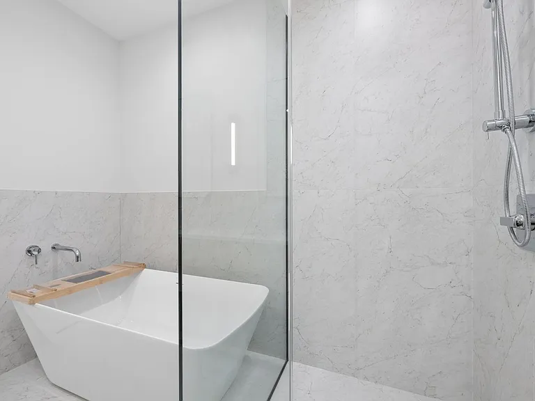 3739 N Clifton Ave #1 — Photo 69