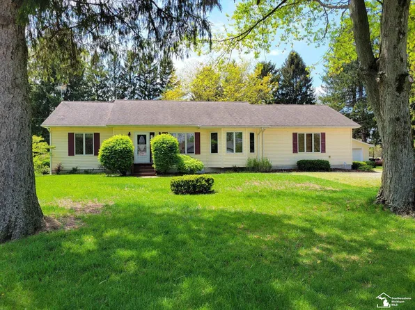 7436 Summerfield Rd, Petersburg, MI 49270
