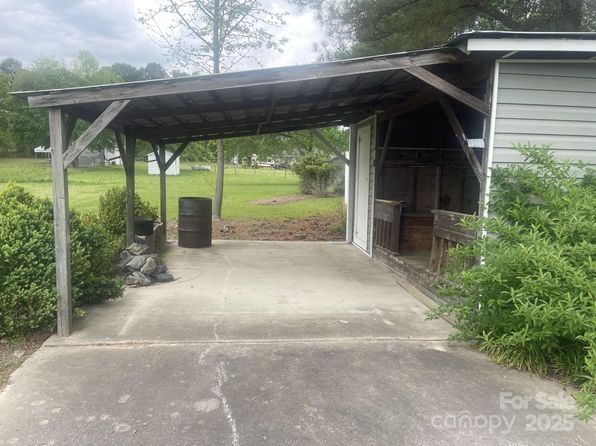 1620 Moss Springs Rd, Albemarle, NC 28001