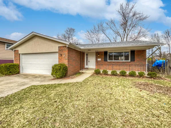 2242 Waldorf Rd, Columbus, OH 43229