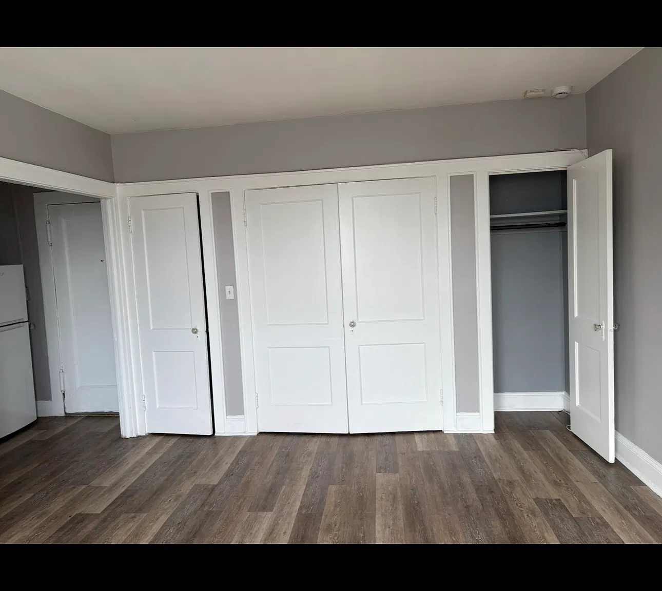 2225 Main St — Photo 2