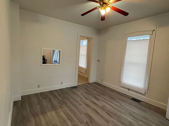 2nd image of 19-21 Boltin St #19