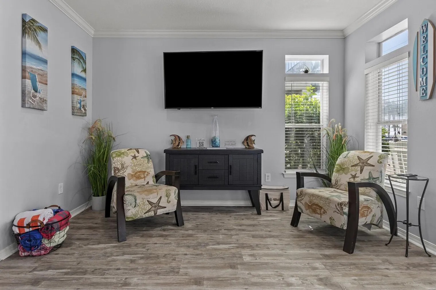 6 bed, 5.0 bath, 2798 sqft, $7,424 — Photo 4
