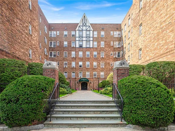 25 Parkview Avenue #3H, Bronxville, NY 10708